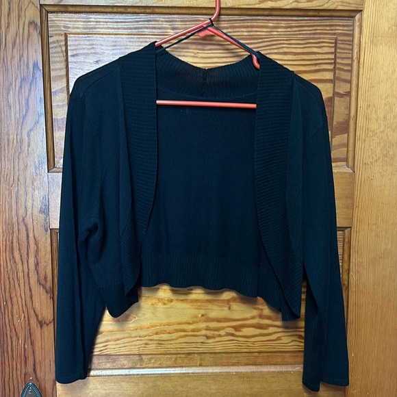 Black cropped sweater brand unknown size M/L - Picture 1 of 7